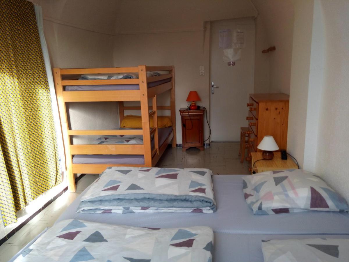 Maison Familiale Des Gueyniers 柔基耶 外观 照片